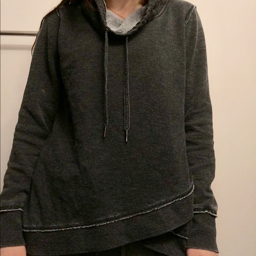 Amazingly warm and chic Calvin Klein pullover